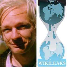 (20090202)Julian_Assange_of_Nairobi,_Kenya_Awarded_Doctor_of_Journalism_and_Communications.jpg