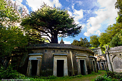 Highgate Cemetery, Circle of Lebanon