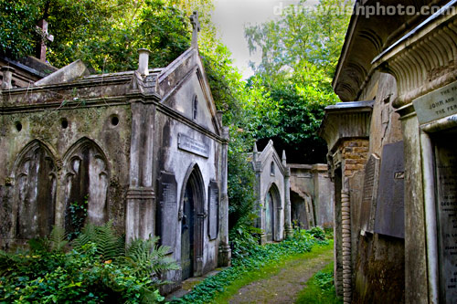 Highgate Cemetery, Circle of Lebanon, Circle of Lebanon