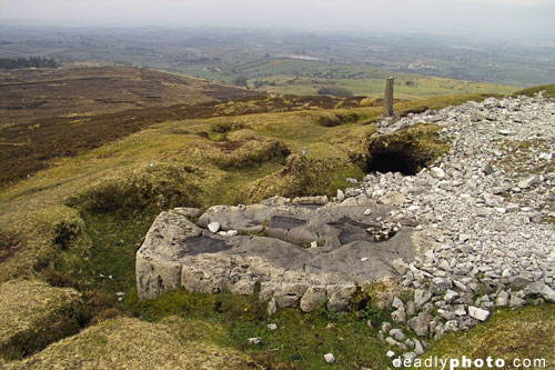 Carrowkeel: The strange flat rock outside Cairn G