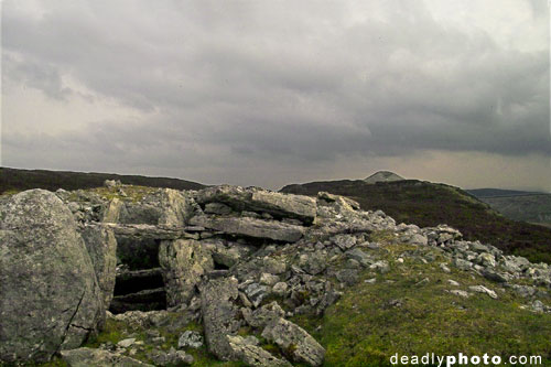 Carrowkeel: A view of Cairns E & F