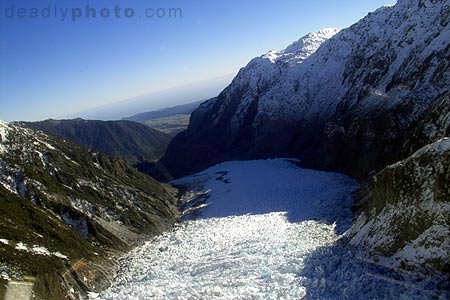 Fox Glacier, New Zealand. Copyright 2004 Dave Walsh