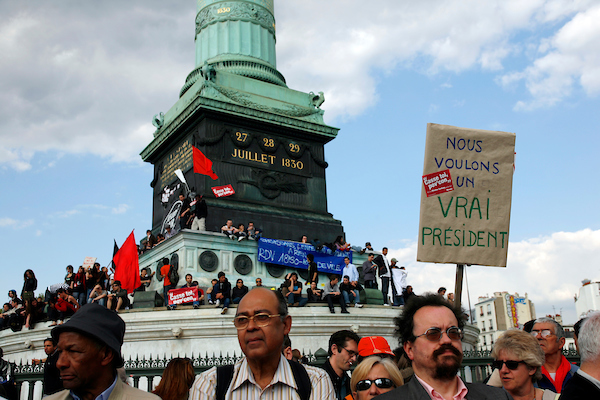 Nous Voulons un vrai President: May Day March, Paris, 1 May 2009