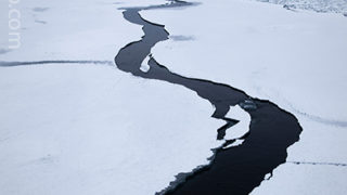 Dijmhna Sund, Nioghalvfjerdsfjorden