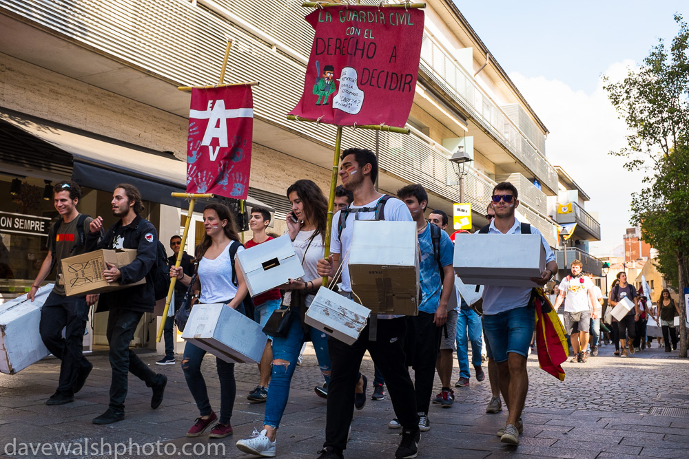 Pro-referendum students marching in Sant Cugat, Catalonia